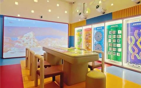 斑马 x 海底捞原创儿童科普空间亮相  1300 门店开启科普之旅